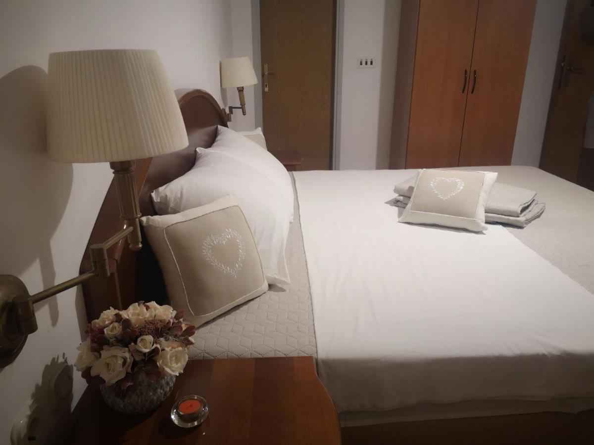 Kuca Cvjetkovic Hotell Gruda Exteriör bild